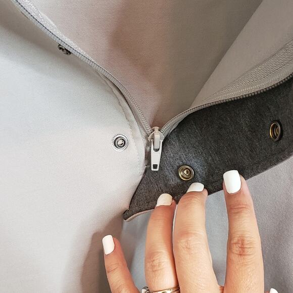 Sunrun quarter zip magnetic pullover, light grey, like new, medium - Picture 6 of 7